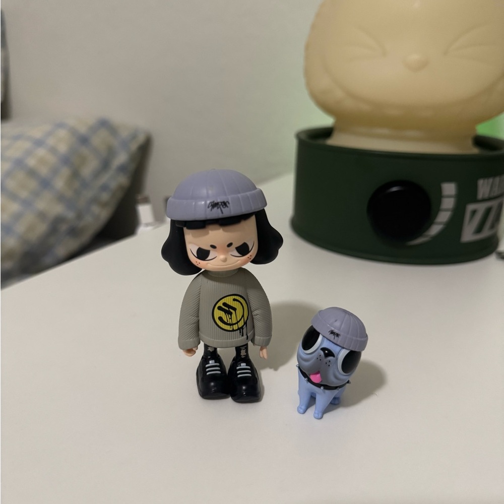 Vita Figurine